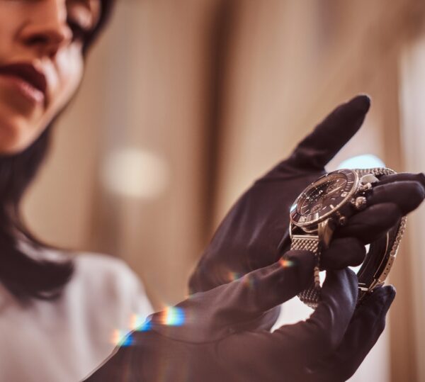 Where Can You Sell Your Cartier Watch: San Diego Tips for Getting the Best Value