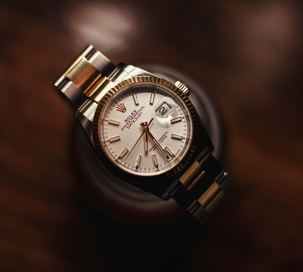 cartier santos vs rolex datejust
